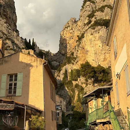 Coeur De Pour 2 Personnes Apartamento Moustiers-Sainte-Marie